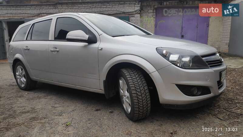 Універсал Opel Astra 2013 в Обухові фото 15 Універсал Opel Astra 2013 в Обухові
