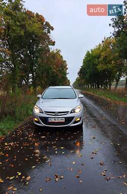 Универсал Opel Astra 2012 в Луцке Универсал Opel Astra 2012 в Луцке