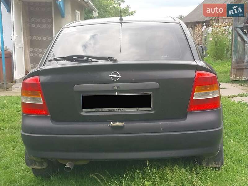 Хэтчбек Opel Astra 1999 в Журавном