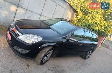 Универсал Opel Astra 2007 в Черкассах