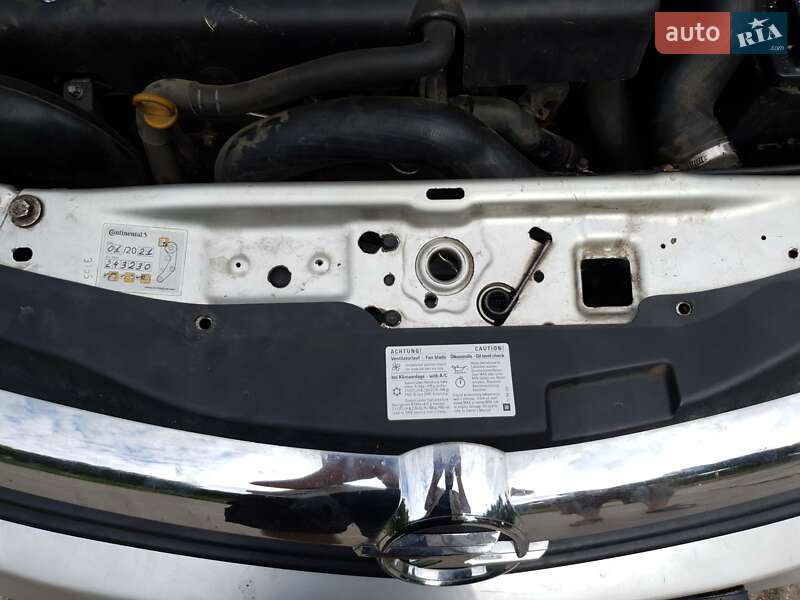 Универсал Opel Astra 2005 в Кропивницком фото 14 Универсал Opel Astra 2005 в Кропивницком