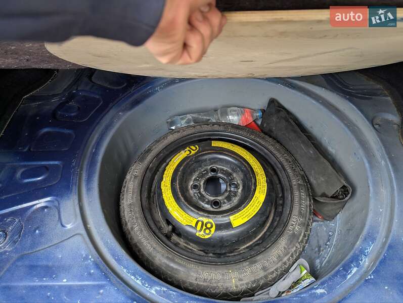 Седан Opel Astra 2005 в Смеле