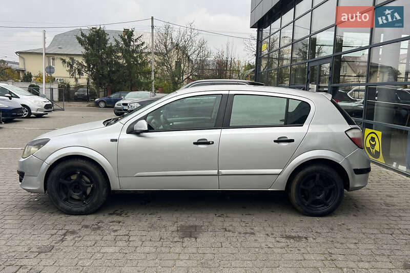 Хэтчбек Opel Astra 2005 в Ивано-Франковске