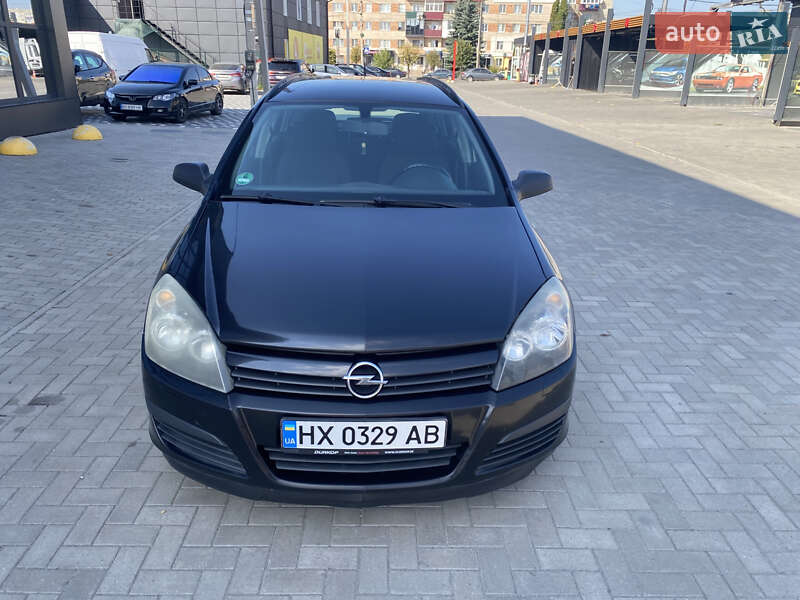 Универсал Opel Astra 2004 в Шепетовке