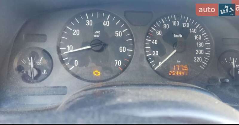 Хэтчбек Opel Astra 2003 в Житомире фото 5 Хэтчбек Opel Astra 2003 в Житомире