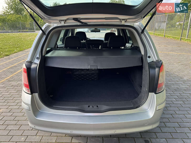 Универсал Opel Astra 2010 в Вишневце фото 27 Универсал Opel Astra 2010 в Вишневце