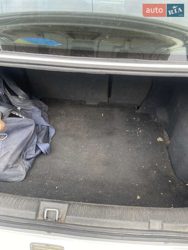 Седан Opel Astra 2003 в Хмельницком