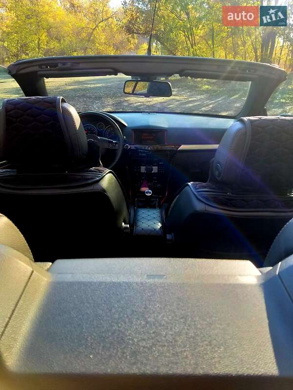 Кабріолет Opel Astra 2008 в Дніпрі фото 25 Кабріолет Opel Astra 2008 в Дніпрі