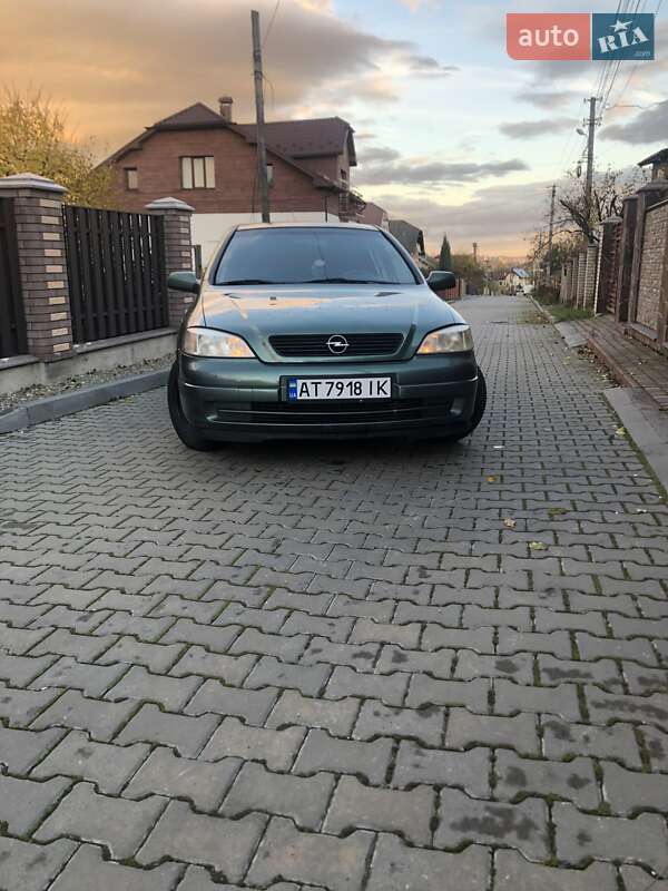 Хэтчбек Opel Astra 2000 в Ивано-Франковске