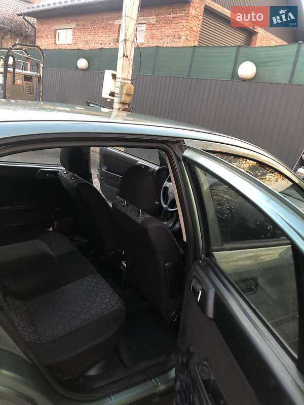 Хэтчбек Opel Astra 2000 в Ивано-Франковске