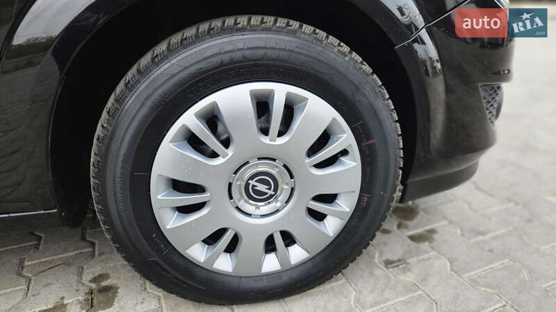 Універсал Opel Astra 2008 в Вінниці