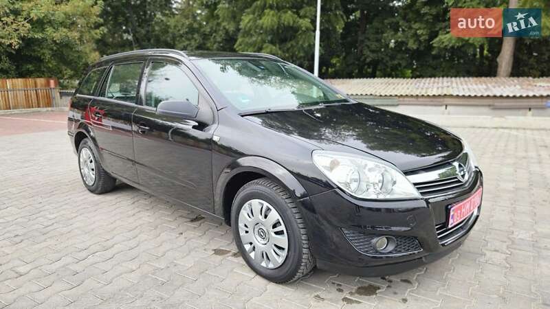 Універсал Opel Astra 2008 в Вінниці