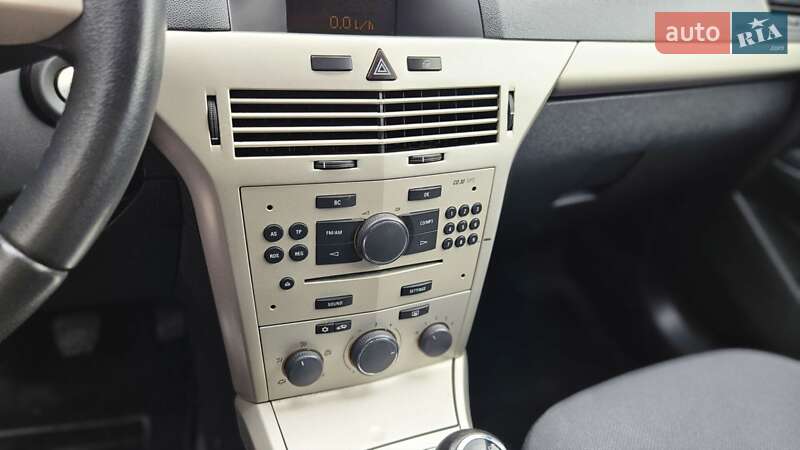 Універсал Opel Astra 2008 в Вінниці