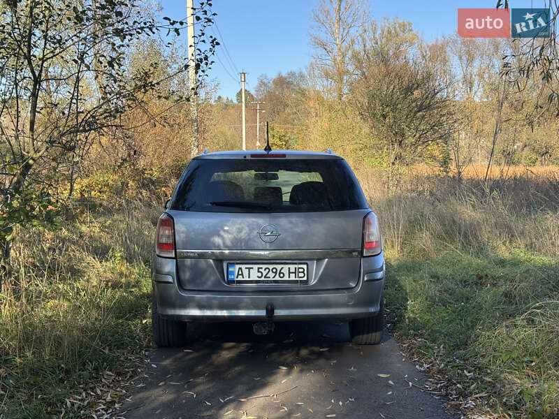 Универсал Opel Astra 2007 в Ивано-Франковске