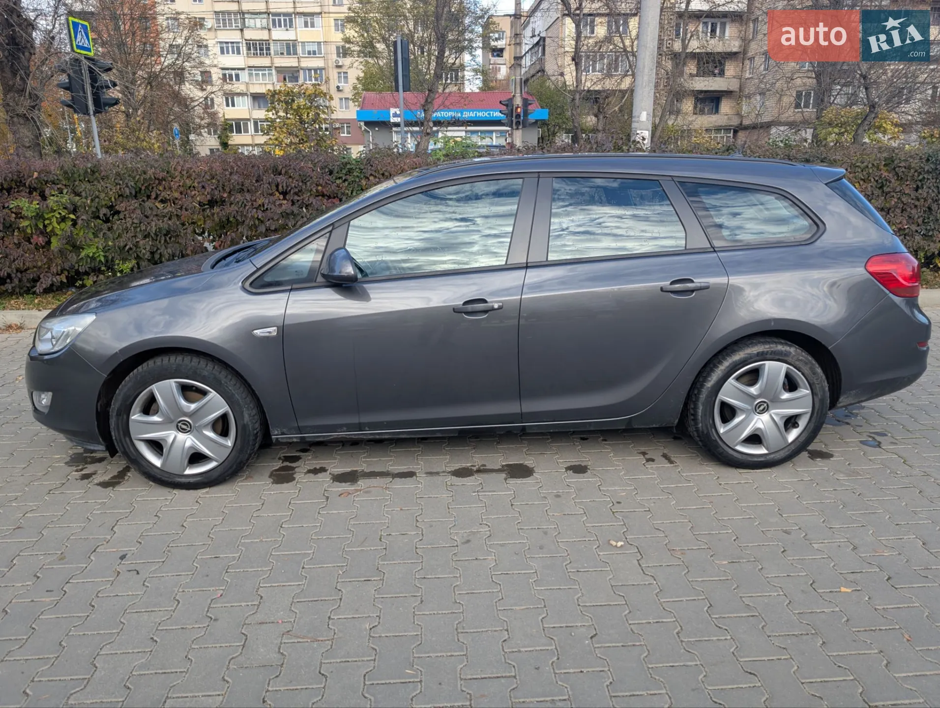 2011 Opel Astra - мініатюра 9