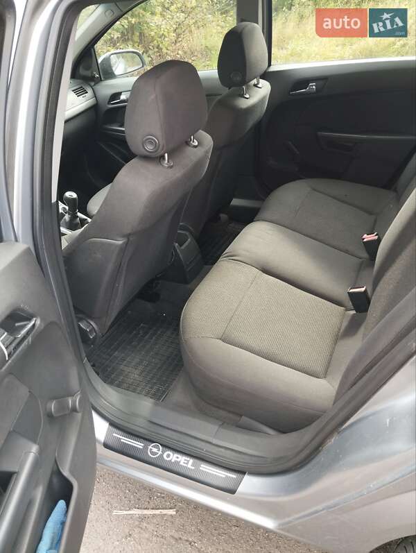 Универсал Opel Astra 2006 в Самборе фото 7 Универсал Opel Astra 2006 в Самборе