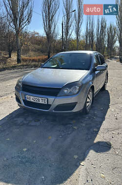 Хэтчбек Opel Astra 2006 в Запорожье Хэтчбек Opel Astra 2006 в Запорожье