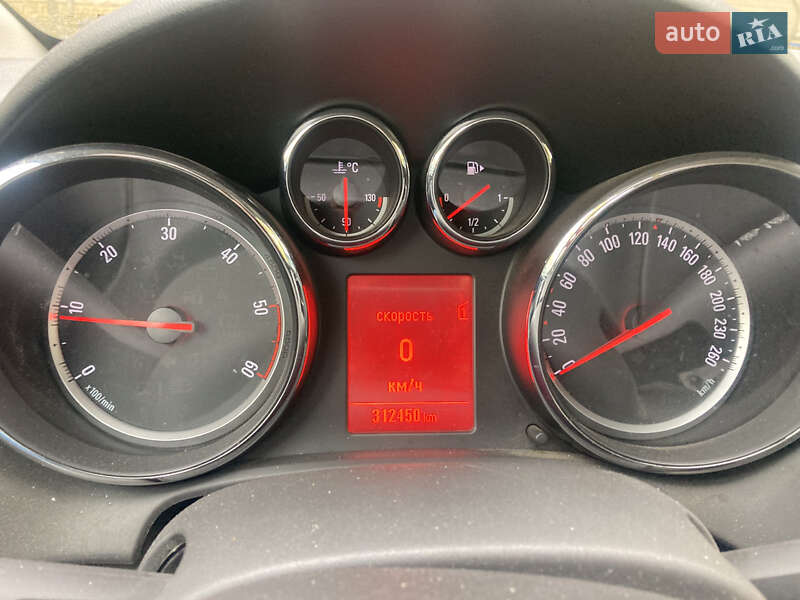 Універсал Opel Astra 2012 в Києві фото 10 Універсал Opel Astra 2012 в Києві