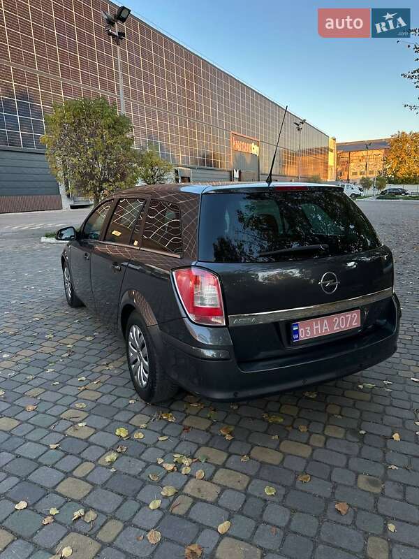 Універсал Opel Astra 2011 в Луцьку фото 3 Універсал Opel Astra 2011 в Луцьку