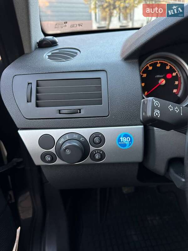 Універсал Opel Astra 2011 в Луцьку фото 18 Універсал Opel Astra 2011 в Луцьку