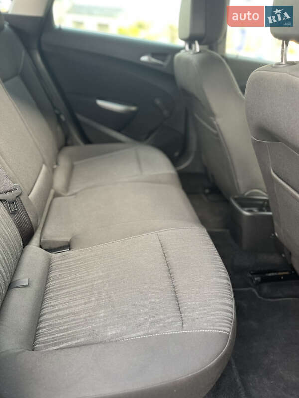 Универсал Opel Astra 2011 в Владимире фото 41 Универсал Opel Astra 2011 в Владимире