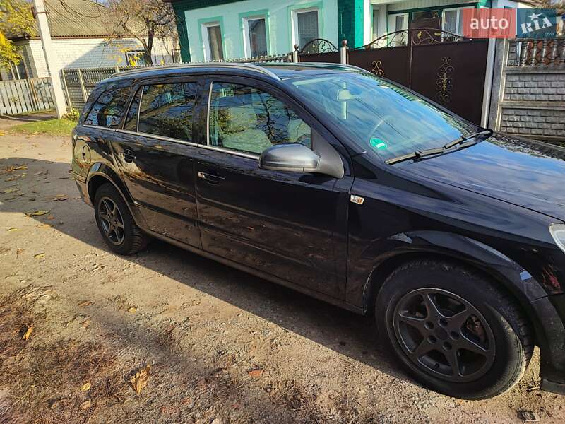 Універсал Opel Astra 2007 в Прилуках