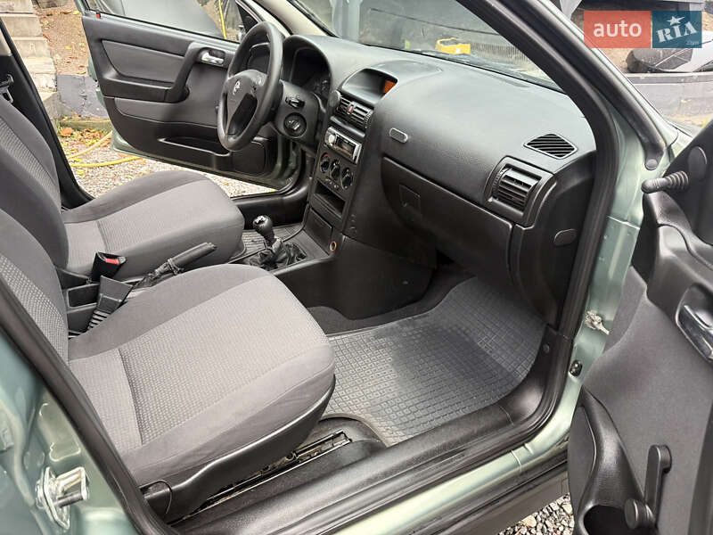 Седан Opel Astra 2006 в Львові фото 9 Седан Opel Astra 2006 в Львові