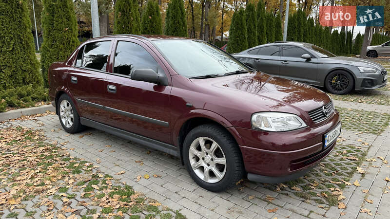 Седан Opel Astra 2007 в Харькове