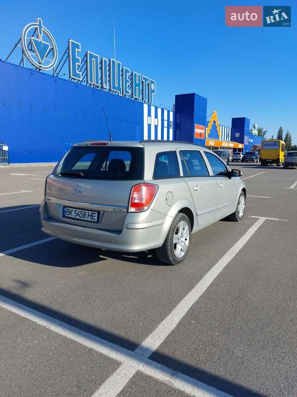 Універсал Opel Astra 2009 в Кам'янець-Подільському фото 10 Універсал Opel Astra 2009 в Кам'янець-Подільському