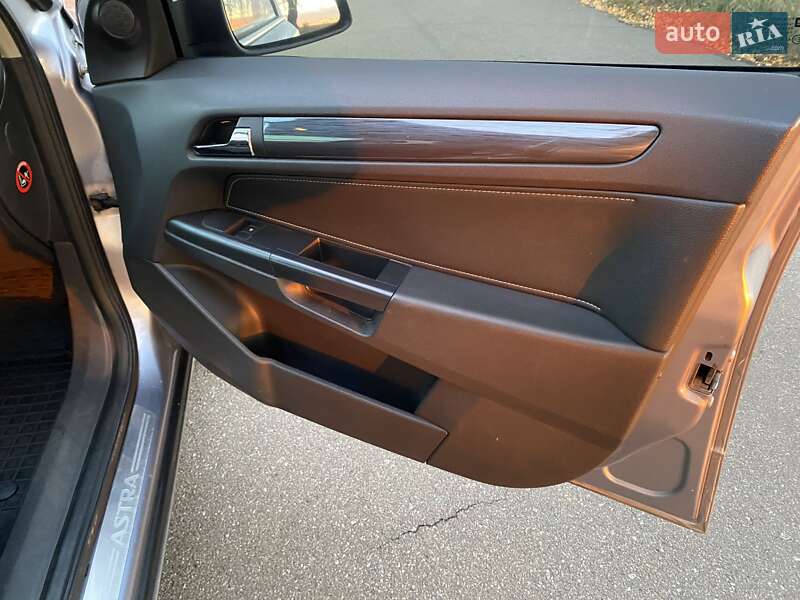 Хэтчбек Opel Astra 2005 в Переяславе фото 4 Хэтчбек Opel Astra 2005 в Переяславе