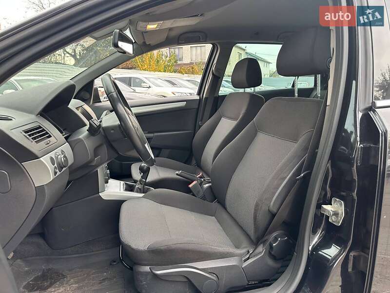 Універсал Opel Astra 2009 в Києві