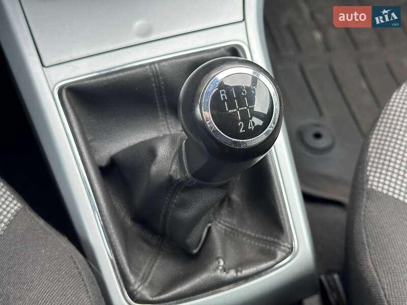 Універсал Opel Astra 2009 в Києві