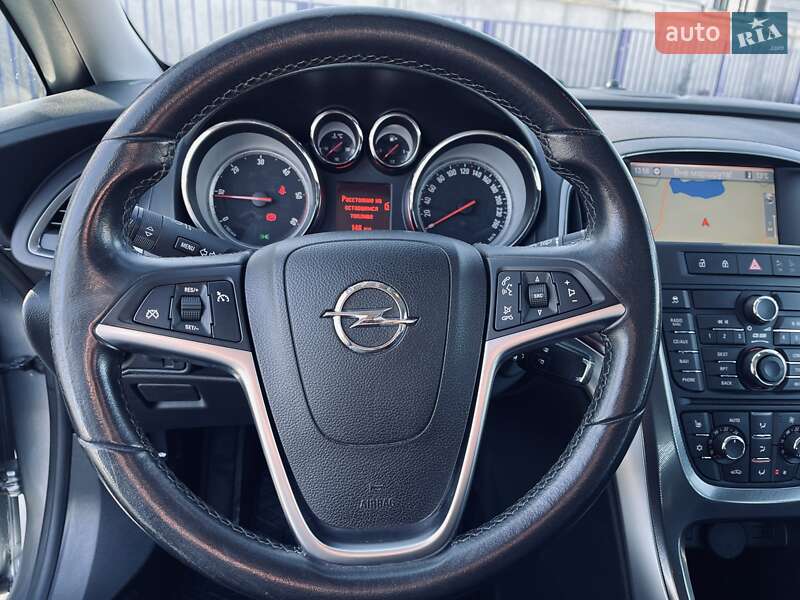 Универсал Opel Astra 2011 в Тернополе