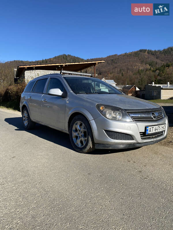 Універсал Opel Astra 2011 в Косові фото 9 Універсал Opel Astra 2011 в Косові