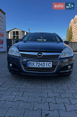 Универсал Opel Astra 2009 в Хмельницком