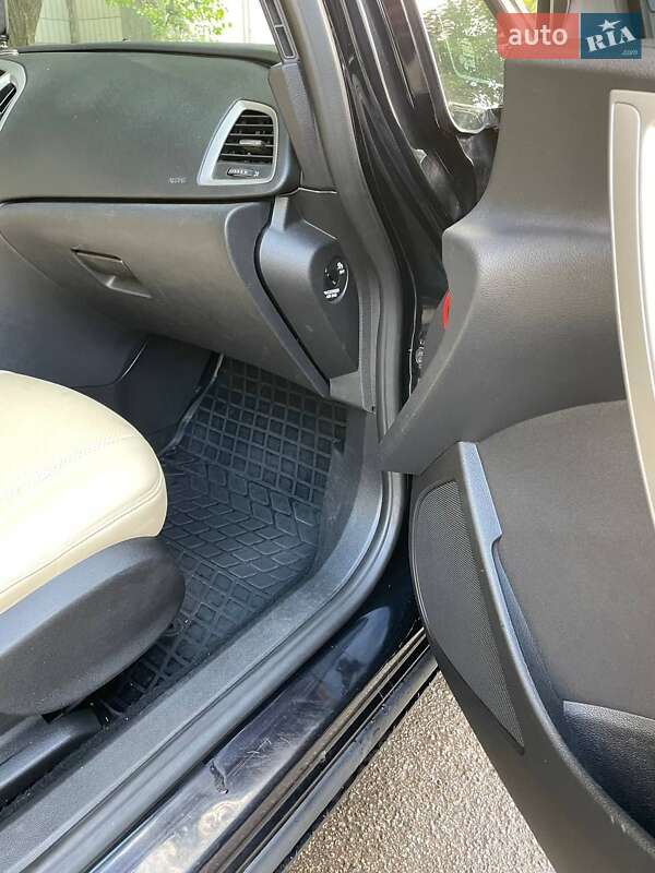 Хэтчбек Opel Astra 2011 в Чернигове фото 3 Хэтчбек Opel Astra 2011 в Чернигове