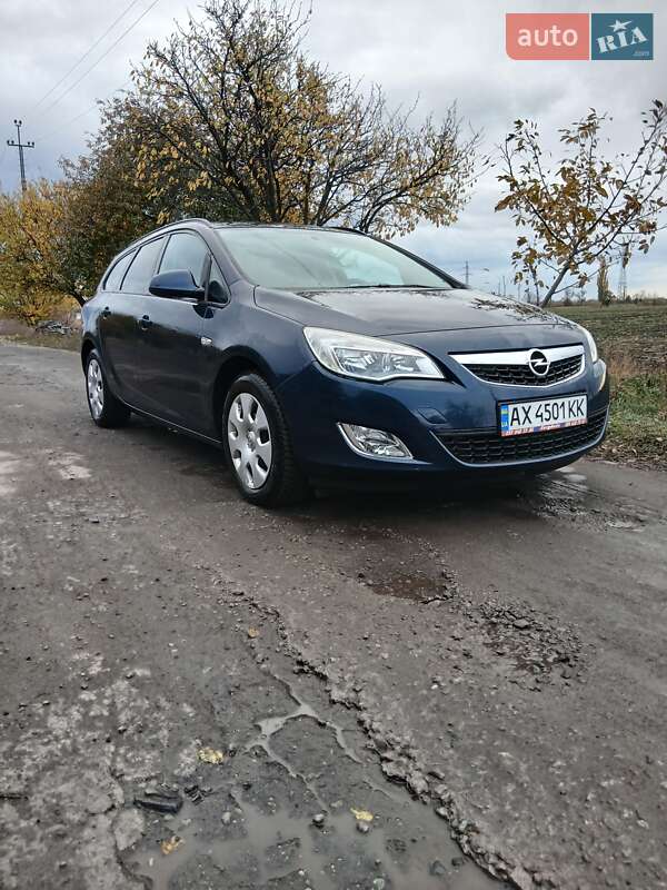 Универсал Opel Astra 2012 в Павлограде фото 3 Универсал Opel Astra 2012 в Павлограде