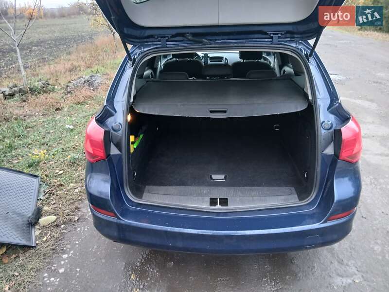 Универсал Opel Astra 2012 в Павлограде фото 8 Универсал Opel Astra 2012 в Павлограде