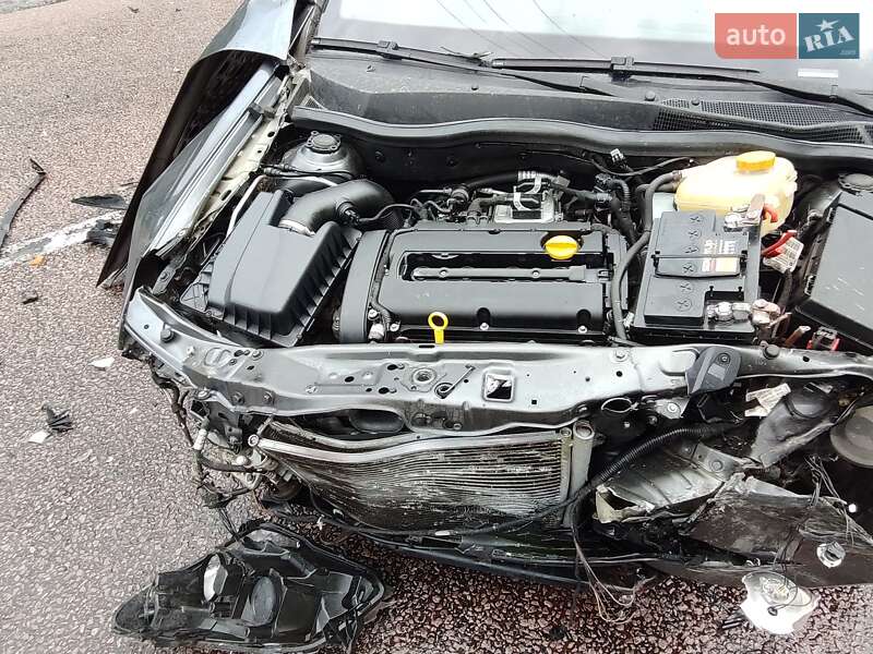 Универсал Opel Astra 2009 в Житомире