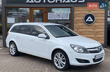 Универсал Opel Astra 2012 в Житомире Универсал Opel Astra 2012 в Житомире