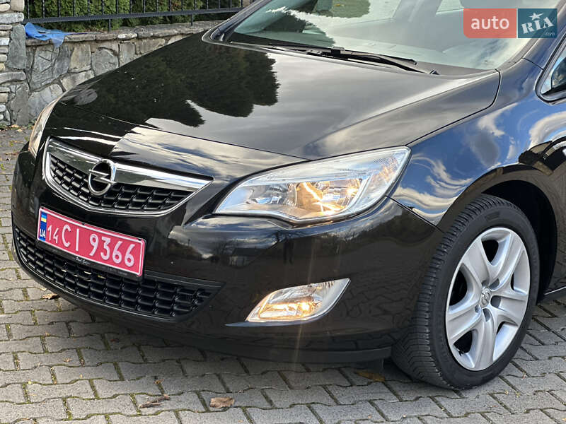Хэтчбек Opel Astra 2010 в Надворной фото 5 Хэтчбек Opel Astra 2010 в Надворной