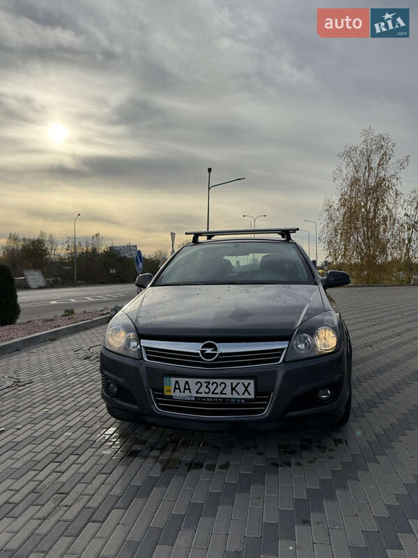 Универсал Opel Astra 2011 в Киеве фото 11 Универсал Opel Astra 2011 в Киеве