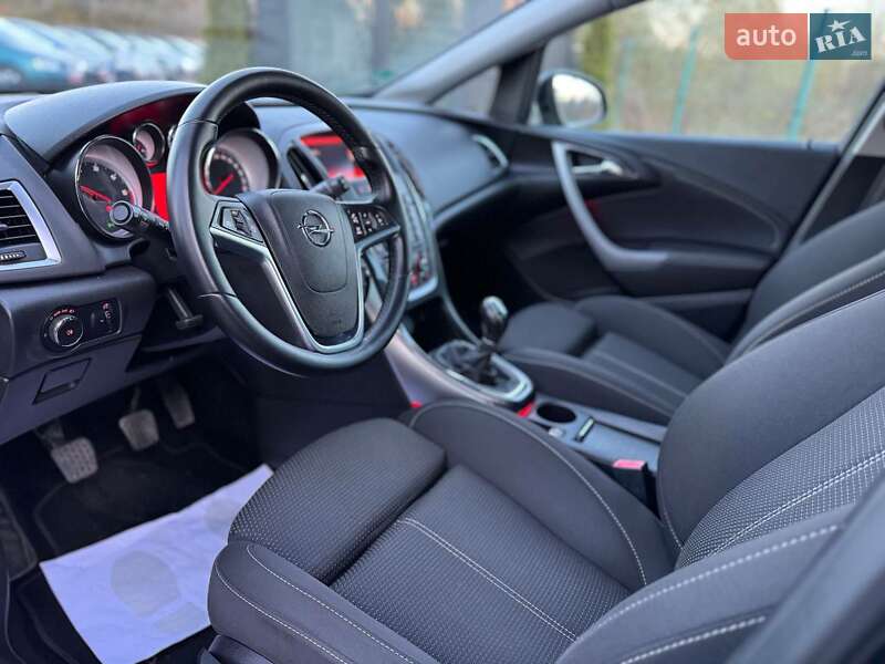 Универсал Opel Astra 2015 в Дрогобыче фото 55 Универсал Opel Astra 2015 в Дрогобыче