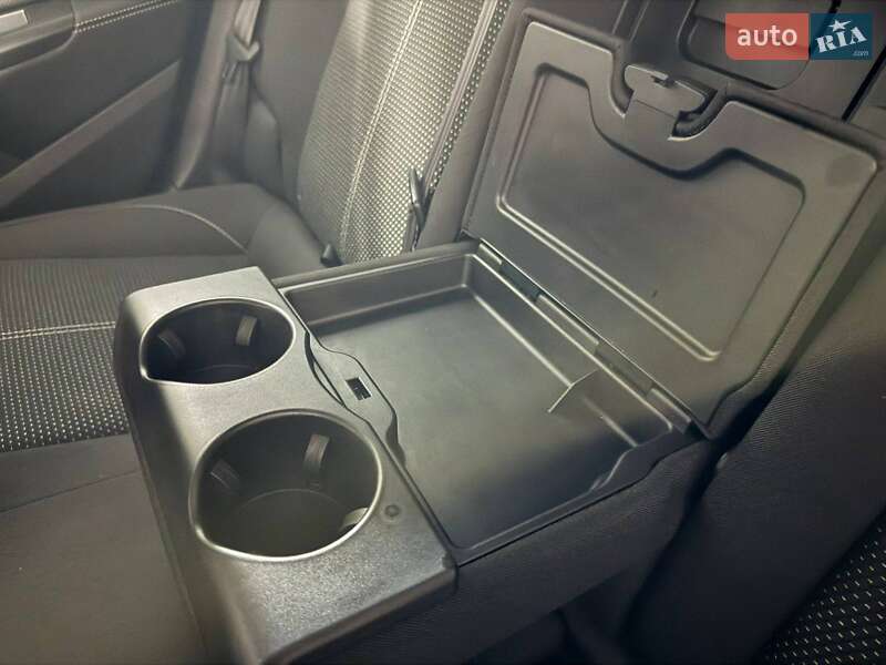 Универсал Opel Astra 2015 в Дрогобыче фото 91 Универсал Opel Astra 2015 в Дрогобыче