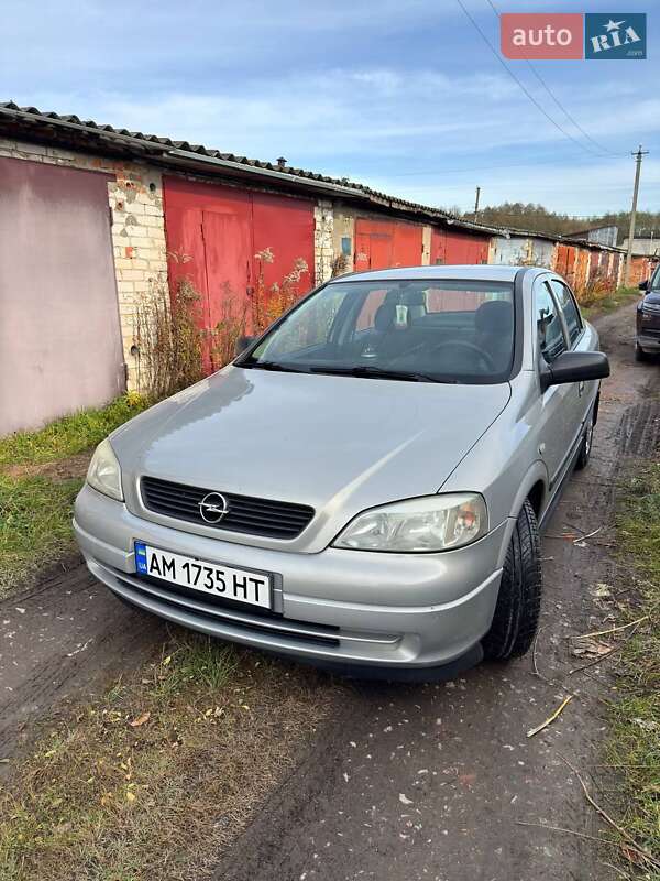 Седан Opel Astra 2008 в Житомире фото Седан Opel Astra 2008 в Житомире