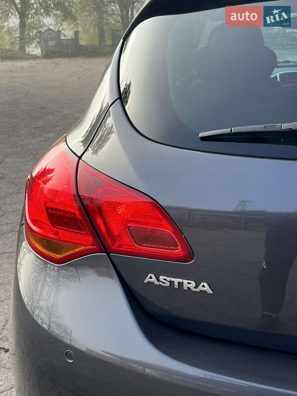 Хэтчбек Opel Astra 2011 в Хороле фото 8 Хэтчбек Opel Astra 2011 в Хороле