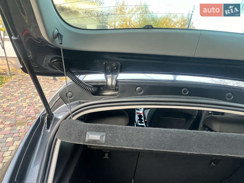 Хэтчбек Opel Astra 2011 в Хороле фото 119 Хэтчбек Opel Astra 2011 в Хороле