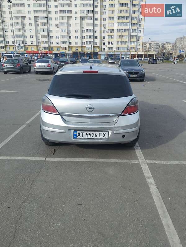 Хэтчбек Opel Astra 2008 в Ивано-Франковске фото 8 Хэтчбек Opel Astra 2008 в Ивано-Франковске