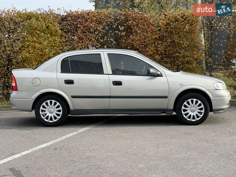 Седан Opel Astra 2006 в Києві фото 24 Седан Opel Astra 2006 в Києві