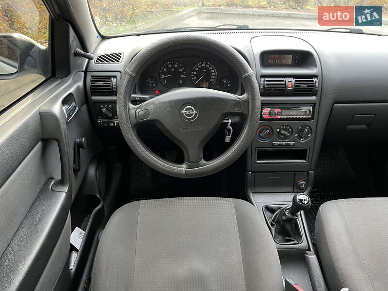 Седан Opel Astra 2006 в Києві фото 33 Седан Opel Astra 2006 в Києві